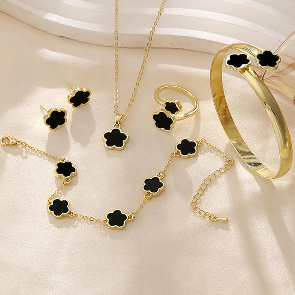 Van Cleef Set